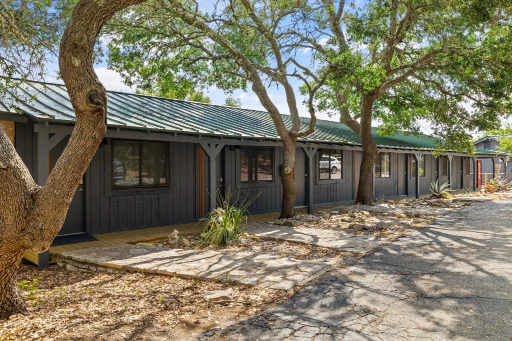 Texas hill country resort, The Bygone, central location 