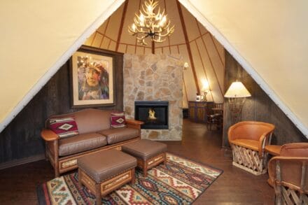 Luxury Glamping: Luxe Teepee