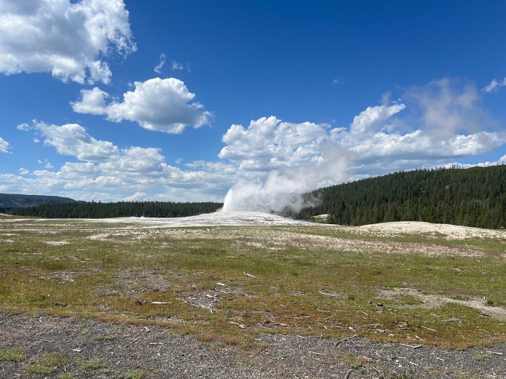 Yellowstone Area Geothermal Features