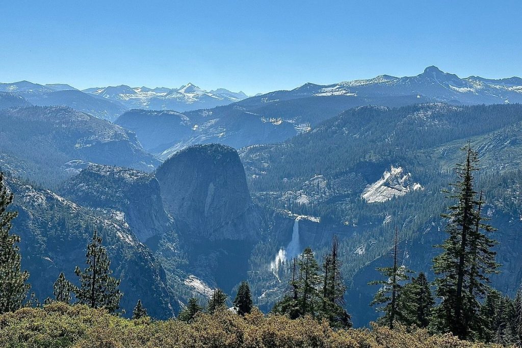 yosemite national park disk golf and cage diving