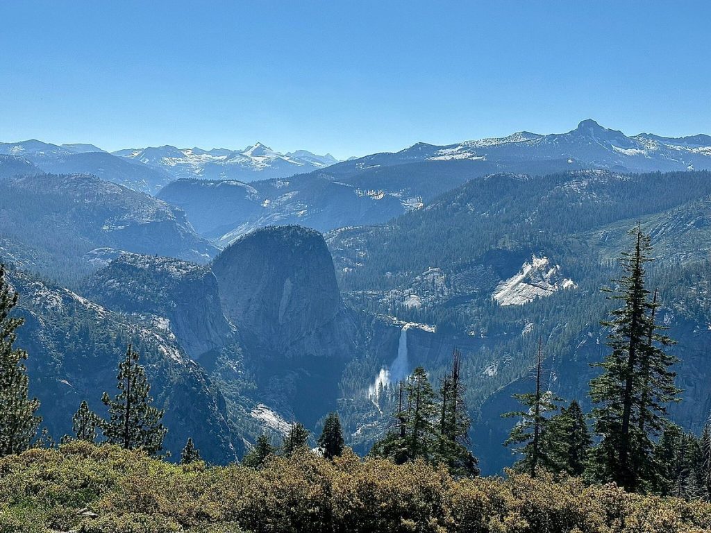 yosemite national park disk golf and cage diving