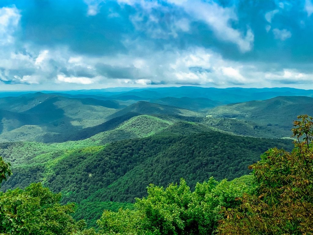 blue ridge mountains hiking trips