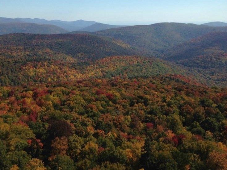 best travel destinations in fall colors with perfect weather