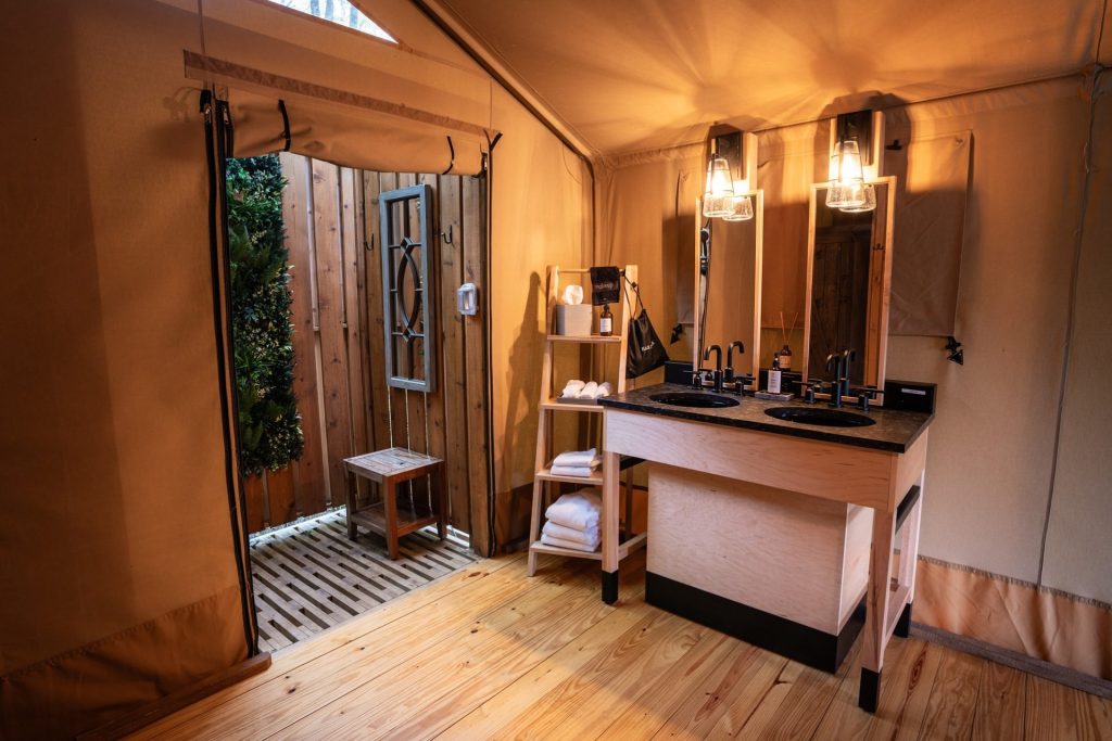 terramor tent bathroom (hiking trips)