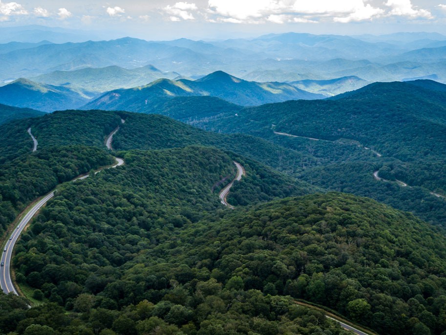 Cherohala Skyway mountain getaways in nc