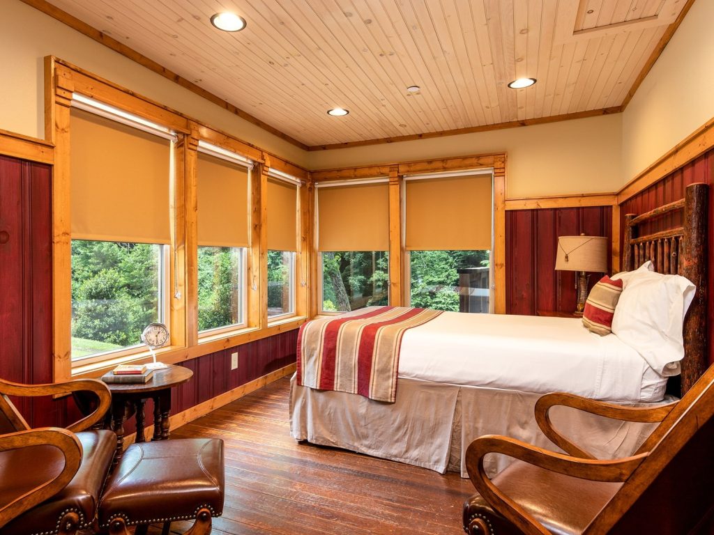 Tapoco Lodge accommodations