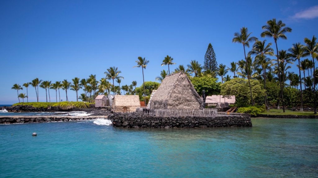 things to do in the small city of kailua kona