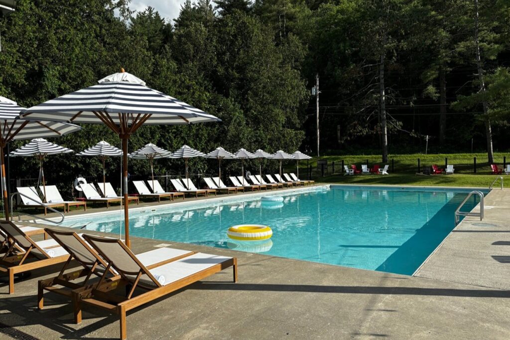 Boutique Hotels Vermont: Outbound Stowe Pool