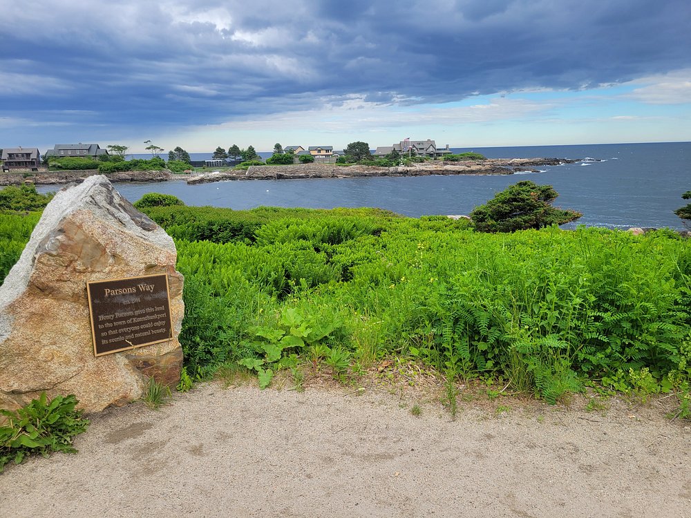 bush compound view; things to do in kennebunkport me