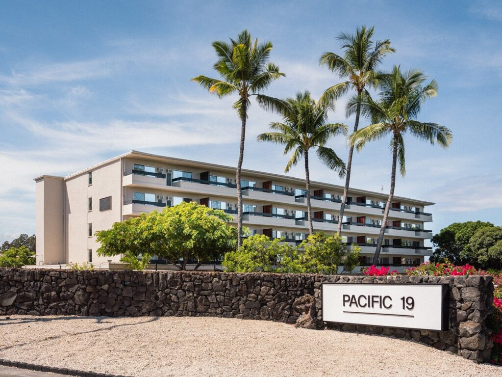 Pacific 19, private island 