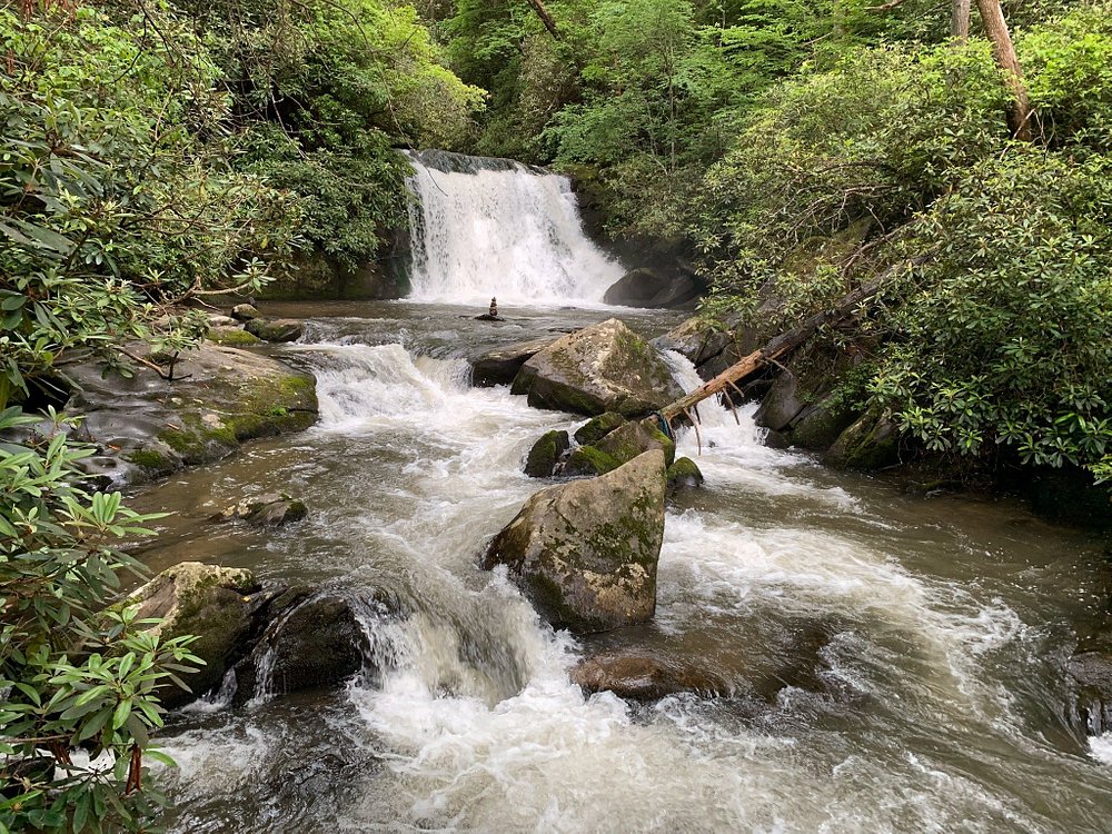 Yellow Creek Falls: Romantic Trips in NC