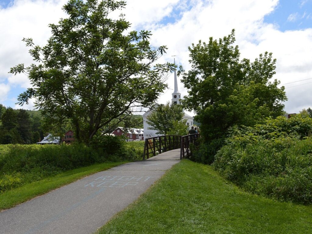 stowe recreation path